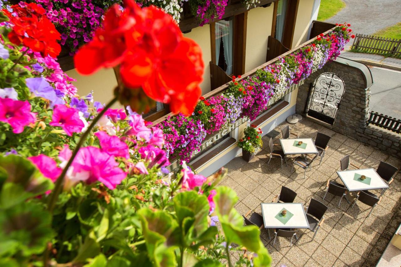 Hotel Jaegerhof Каунертал Екстериор снимка