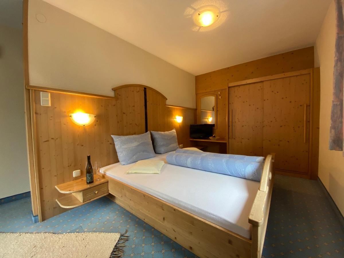 Hotel Jaegerhof Каунертал Екстериор снимка