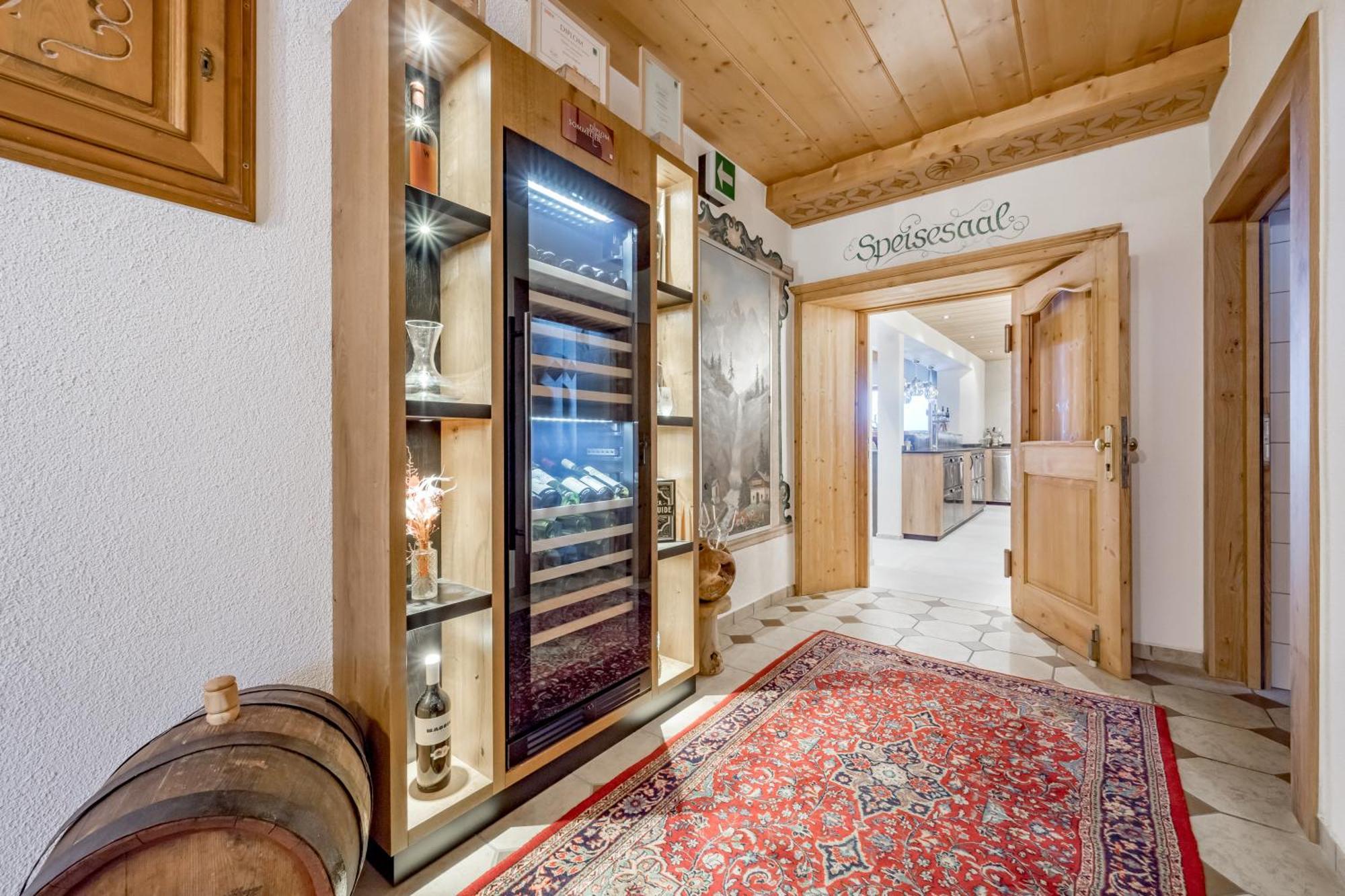Hotel Jaegerhof Каунертал Екстериор снимка