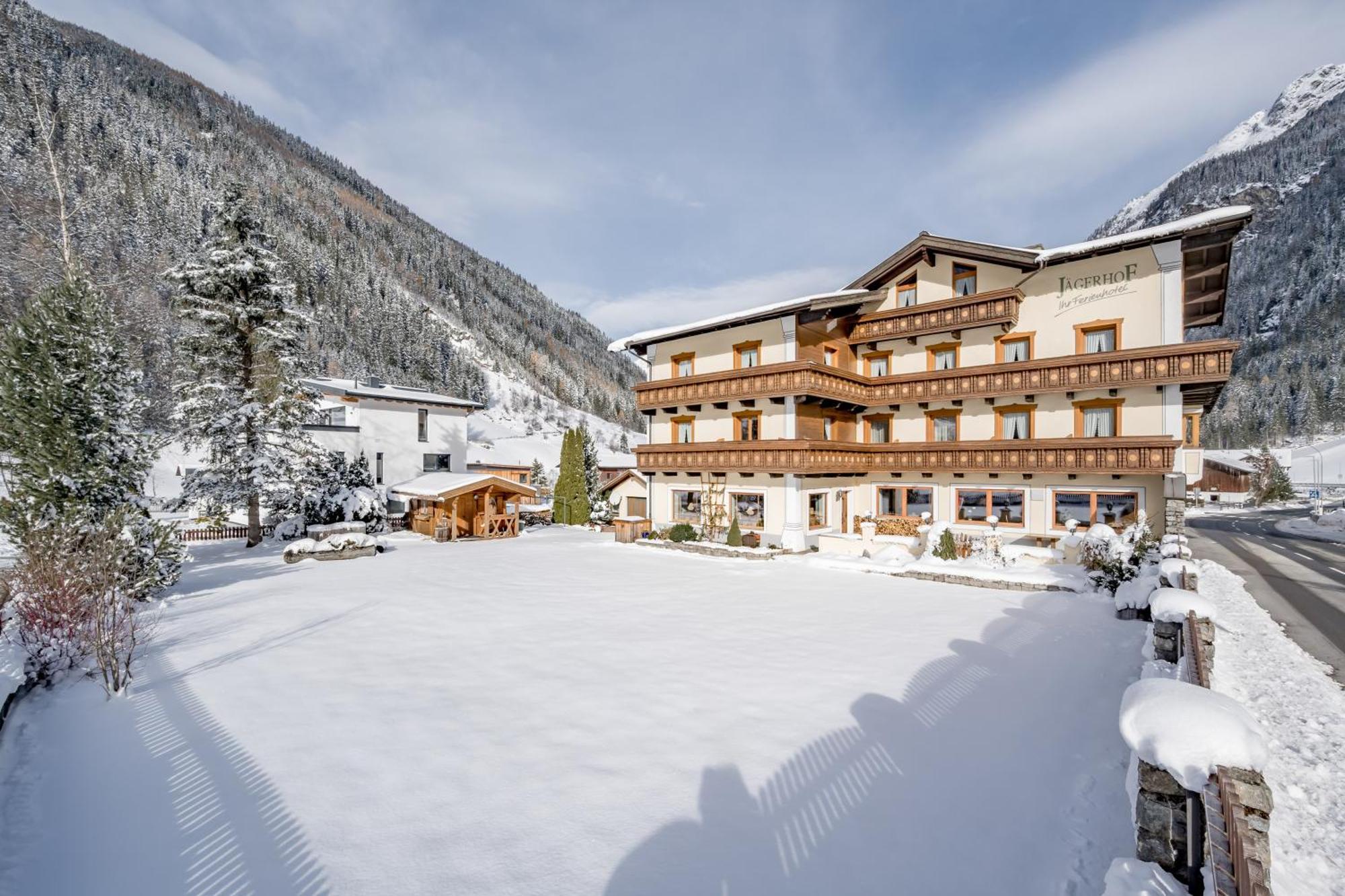 Hotel Jaegerhof Каунертал Екстериор снимка